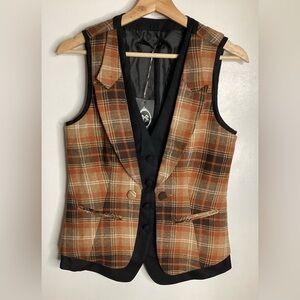 Stylish Plaid Cotton Vest with Black Interior Layer  40/L